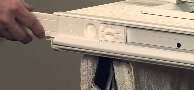 aluminum storefront door repair Roseland